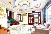 Hot Hot - Bán gấp Căn Villa Phong Cách Hoàng Gia - Đủ 3 yếu tố: NGON - BỔ - RẺ